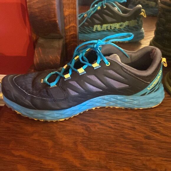 La Sportiva men’s trail shoes - size 10.5 blue, black and yellow - Picture 11 of 11
